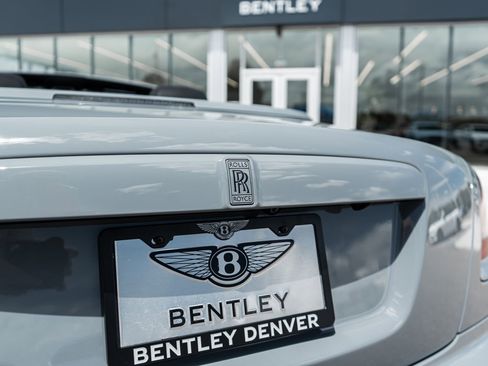 Used 2020 Rolls-Royce Dawn RWD image 10
