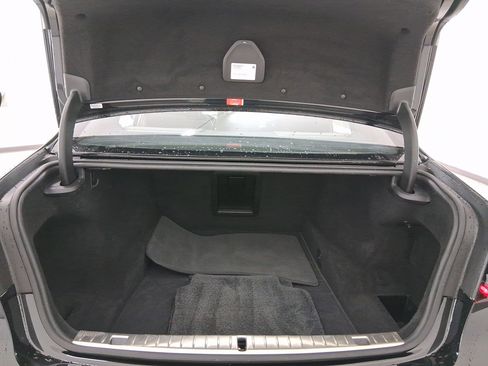 Certified 2022 BMW 750i xDrive w/ Luxury Rear Seating Package image 25