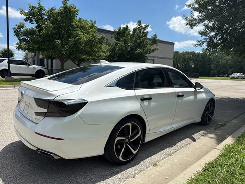 Used 2019 Honda Accord Sport image 5