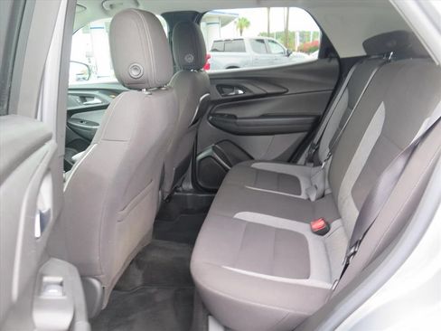 Used 2023 Chevrolet TrailBlazer LT AWD/4WD image 16