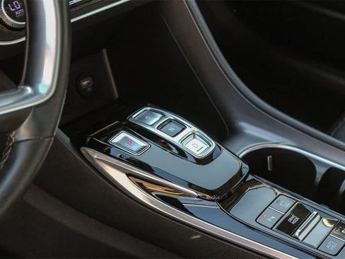 Used 2022 Hyundai Sonata Limited image 26