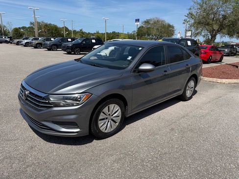 Used 2019 Volkswagen Jetta S image 11