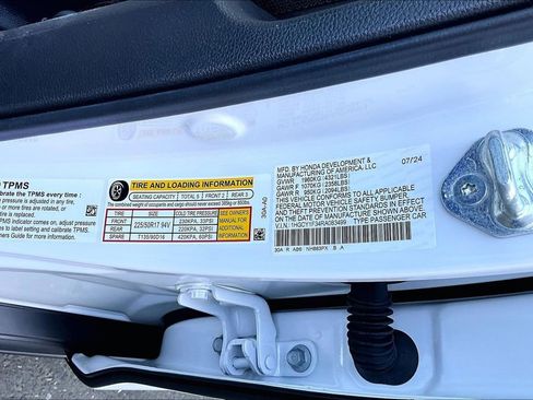 Certified 2024 Honda Accord EX image 14