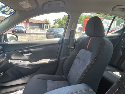 Certified 2024 Nissan Sentra SR FWD image 26