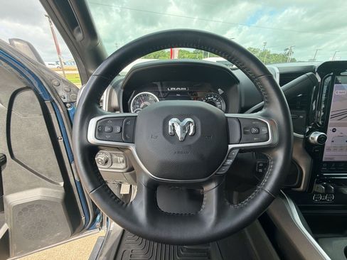Used 2024 RAM 2500 Big Horn w/ Night Edition AWD/4WD image 16