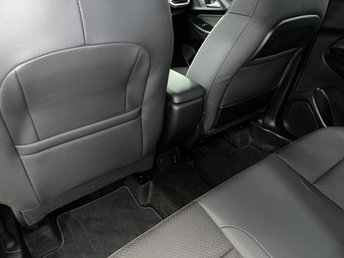 Certified 2023 Chevrolet TrailBlazer RS w/ Convenience Package image 19