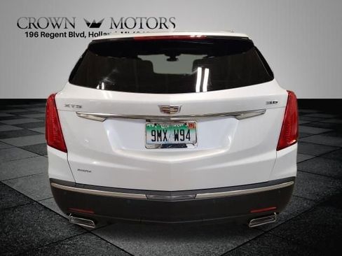 Used 2017 Cadillac XT5 Luxury image 4