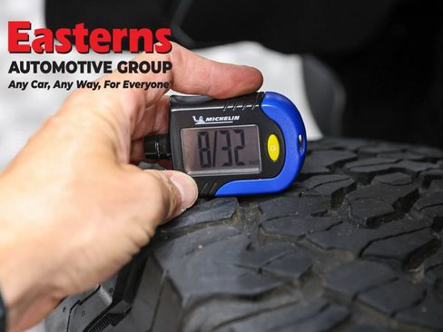Used 2023 Jeep Wrangler Unlimited Rubicon 4xe w/ Cold Weather Group AWD/4WD image 29