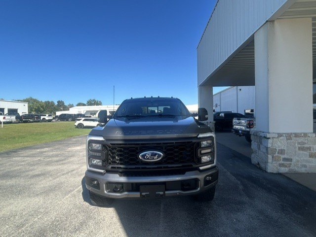 Used 2024 Ford F250 Lariat w/ Lariat Ultimate Package AWD/4WD image 2