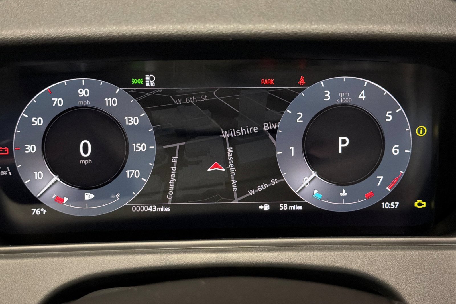 New 2026 Land Rover Range Rover Velar S AWD/4WD image 20