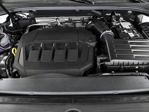 New 2025 Audi Q3 2.0T Premium image 13