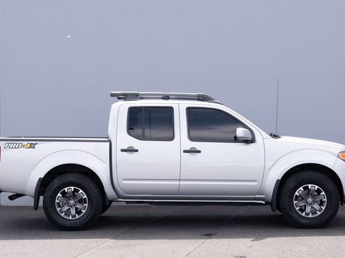 Used 2019 Nissan Frontier S AWD/4WD image 25