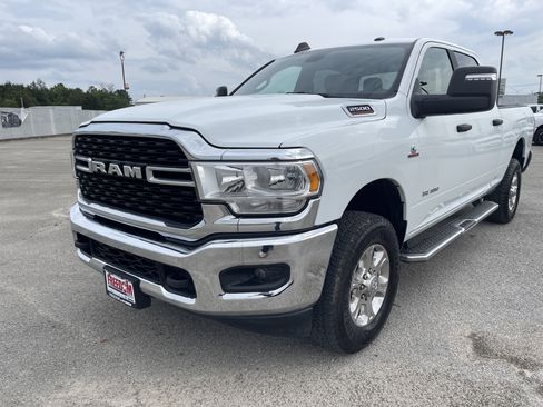 Used 2024 RAM 2500 Big Horn AWD/4WD image 8