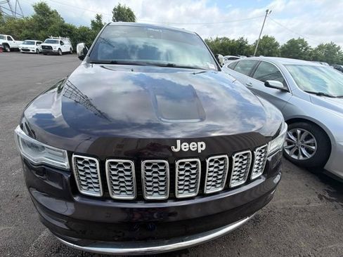 Used 2018 Jeep Grand Cherokee Summit AWD/4WD image 2