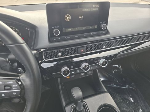 Certified 2024 Honda Civic Sport image 28