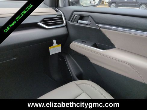 New 2026 GMC Acadia Elevation w/ Elevation Premium Package FWD image 18