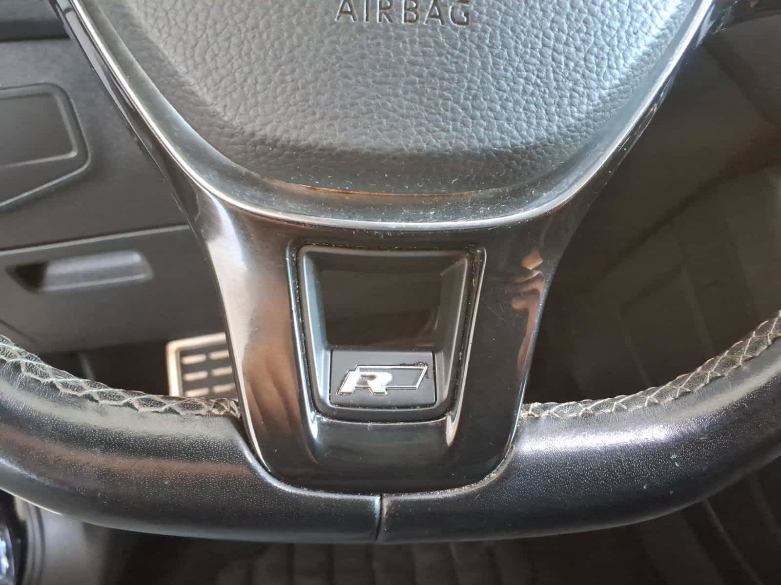 Used 2020 Volkswagen Tiguan SE R-Line AWD/4WD image 23