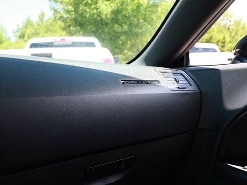 Used 2014 Dodge Challenger SXT RWD image 24