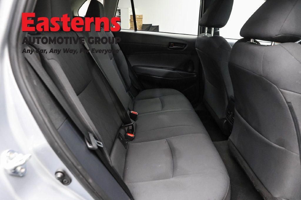 Used 2022 Toyota Corolla Cross LE AWD/4WD image 25