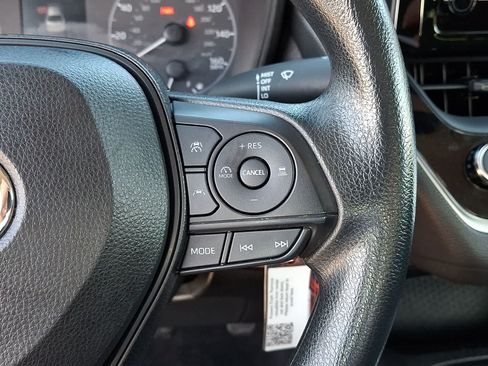 Used 2023 Toyota Corolla LE FWD image 25