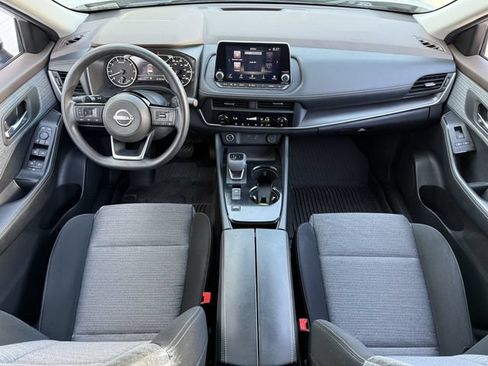 Used 2023 Nissan Rogue SV FWD image 10