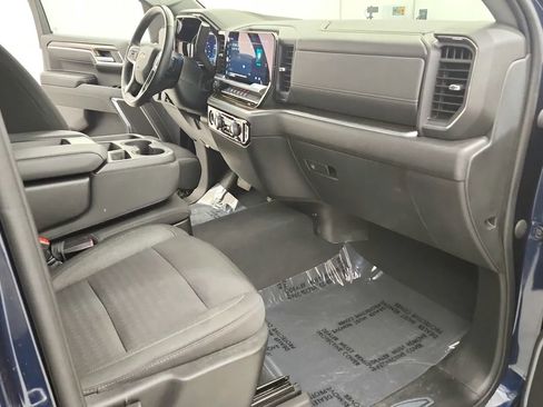 Used 2022 Chevrolet Silverado 1500 LT image 35