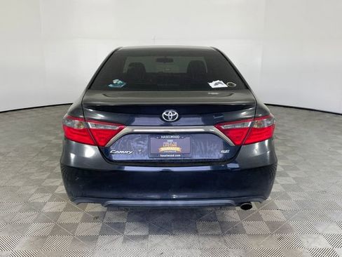 Used 2015 Toyota Camry SE FWD image 14