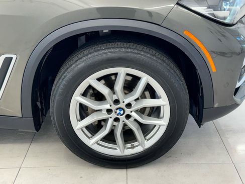 Used 2022 BMW X5 xDrive40i w/ Premium Package AWD/4WD image 44