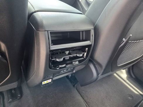 New 2026 Jeep Grand Cherokee Altitude RWD image 7