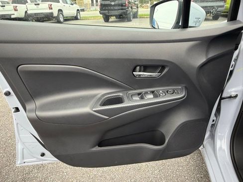 New 2025 Nissan Versa SV w/ Trunk Package image 10