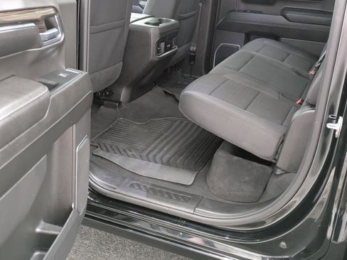 Used 2023 Chevrolet Silverado 1500 RST image 16