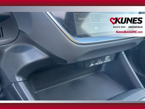 Used 2024 Subaru Crosstrek 2.0i Premium image 24