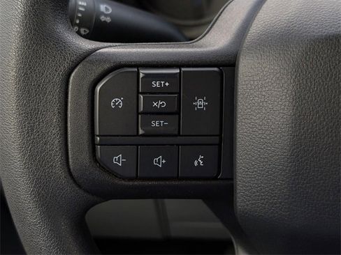 Used 2023 Ford F150 XLT image 15