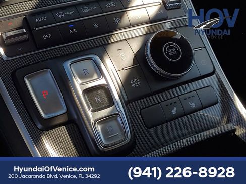 Certified 2023 Hyundai Santa Fe SEL w/ Premium Package image 40