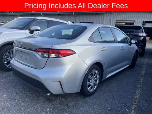 Used 2024 Toyota Corolla LE FWD image 9