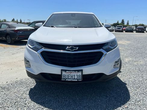 Used 2021 Chevrolet Equinox LT FWD image 2