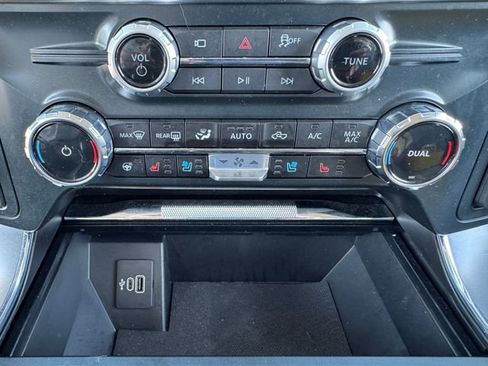Used 2025 Ford F150 Lariat w/ Equipment Group 501A Mid AWD/4WD image 16
