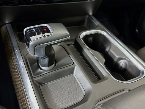 Used 2024 Chevrolet Silverado 1500 RST w/ Convenience Package II AWD/4WD image 18