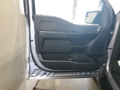 Used 2021 Ford F150 XL w/ STX Appearance Package RWD image 5