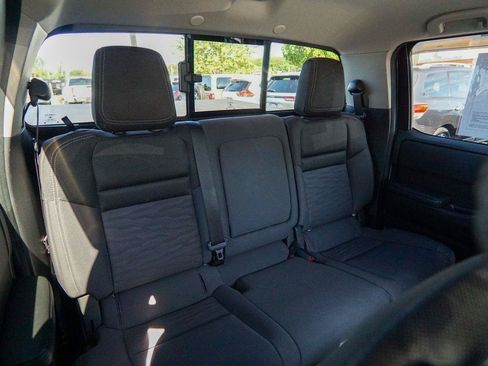 Used 2023 Nissan Frontier SV w/ SV Convenience Package AWD/4WD image 31