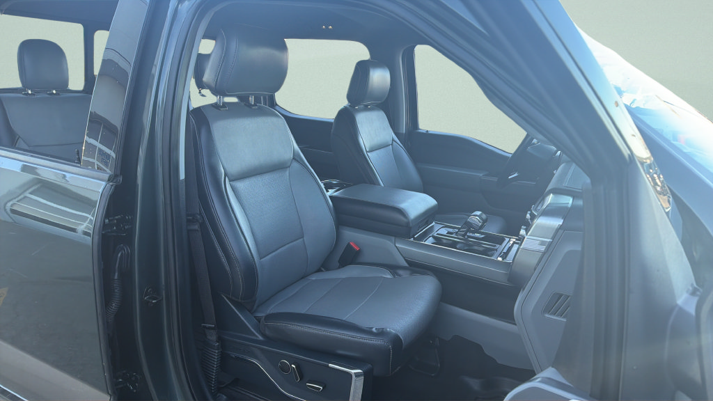 Used 2021 Ford F150 Lariat w/ Equipment Group 501A Mid AWD/4WD image 19