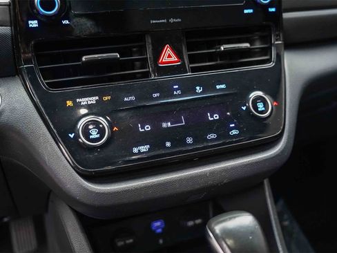 Used 2020 Hyundai Ioniq SEL image 22