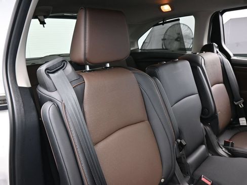 Used 2025 Honda Odyssey Elite image 44