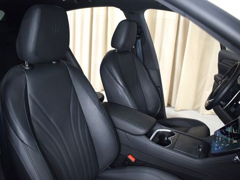 Certified 2023 Maserati Grecale Modena AWD/4WD image 22