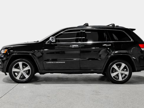 Used 2015 Jeep Grand Cherokee Overland AWD/4WD image 9