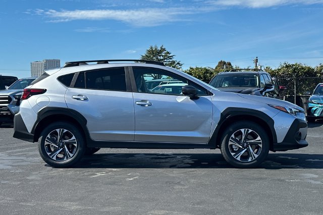 Used 2026 Subaru Crosstrek 2.5i Premium AWD/4WD image 4