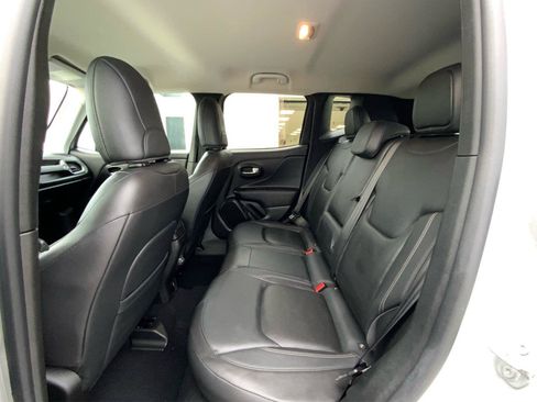 Used 2020 Jeep Renegade Limited AWD/4WD image 11