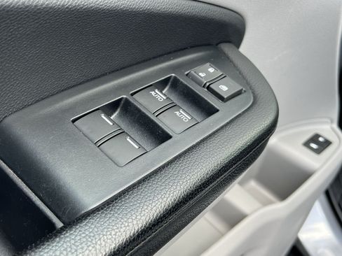 Used 2021 Honda Pilot EX-L image 12