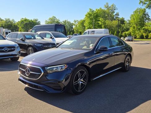 New 2026 Mercedes-Benz E 350 4MATIC Sedan image 7