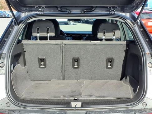 Certified 2023 Chevrolet Bolt EUV LT w/ Driver Confidence Package image 15